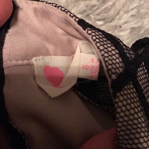 Black lace bodysuit - Picture 3 of 4